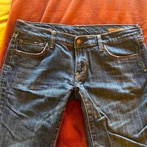 Kelly #001 low waist boot cut. Citizens of Humanity